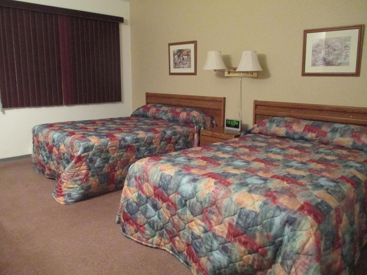 Harvest Moon Inn Roblin Zimmer foto